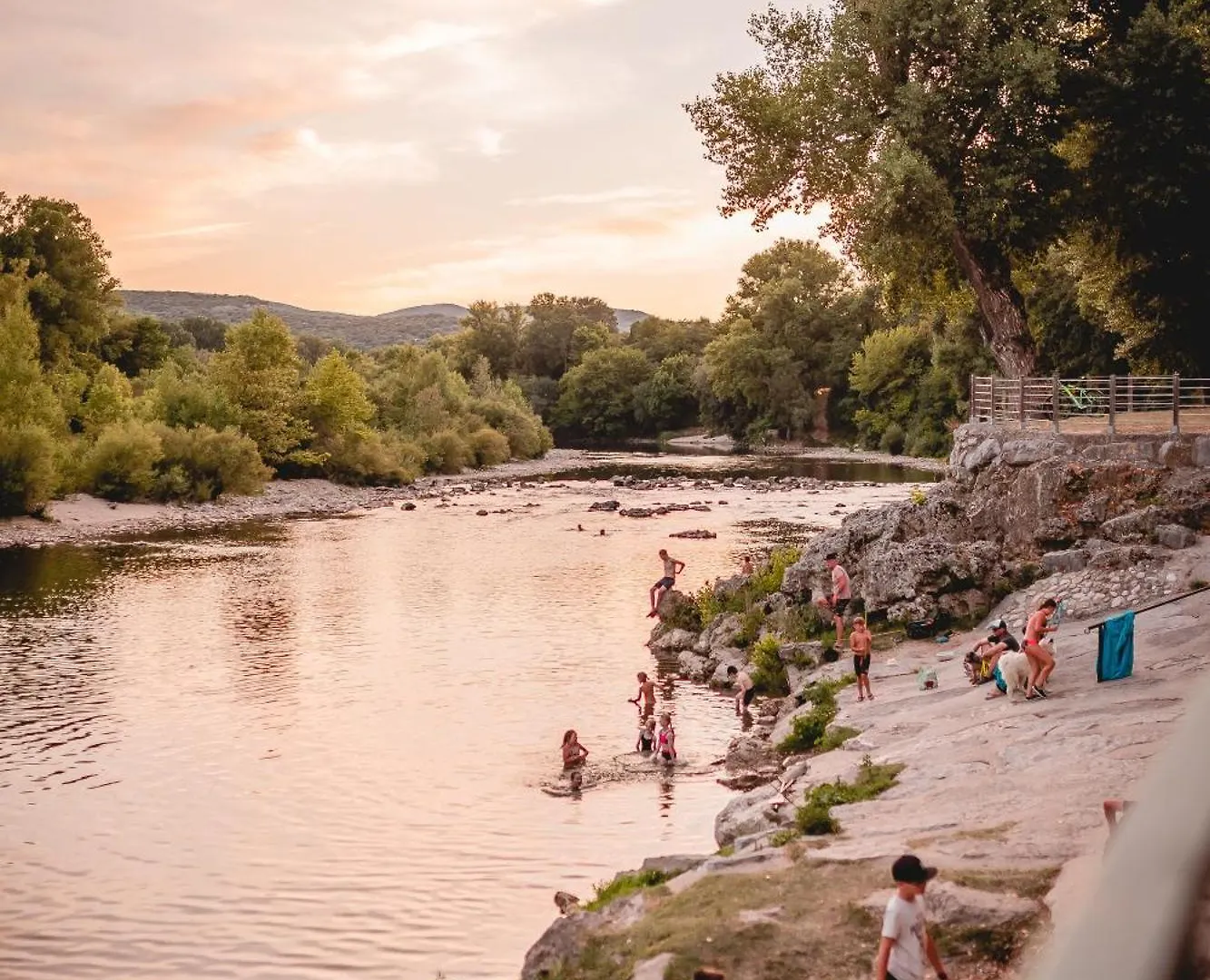 Campsite Rives D'Arc Hotel Vallon-Pont-d'Arc