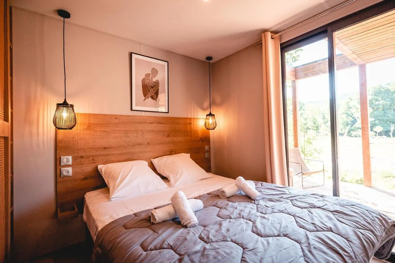 **** Camping Hotel Rives d'Arc à Vallon-Pont-dʼArc France